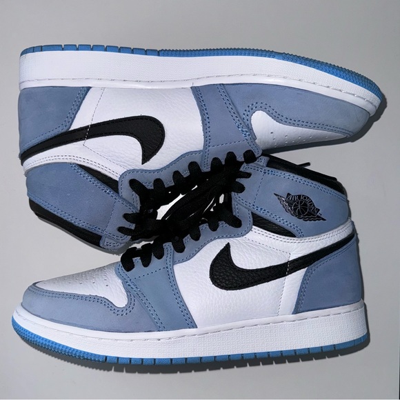 Jordan 1 Retro High University Blue (GS) - Picture 2 of 5